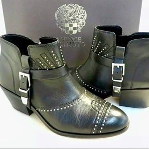 Vince Camuto Dorintina black studded Ankle Booties 7